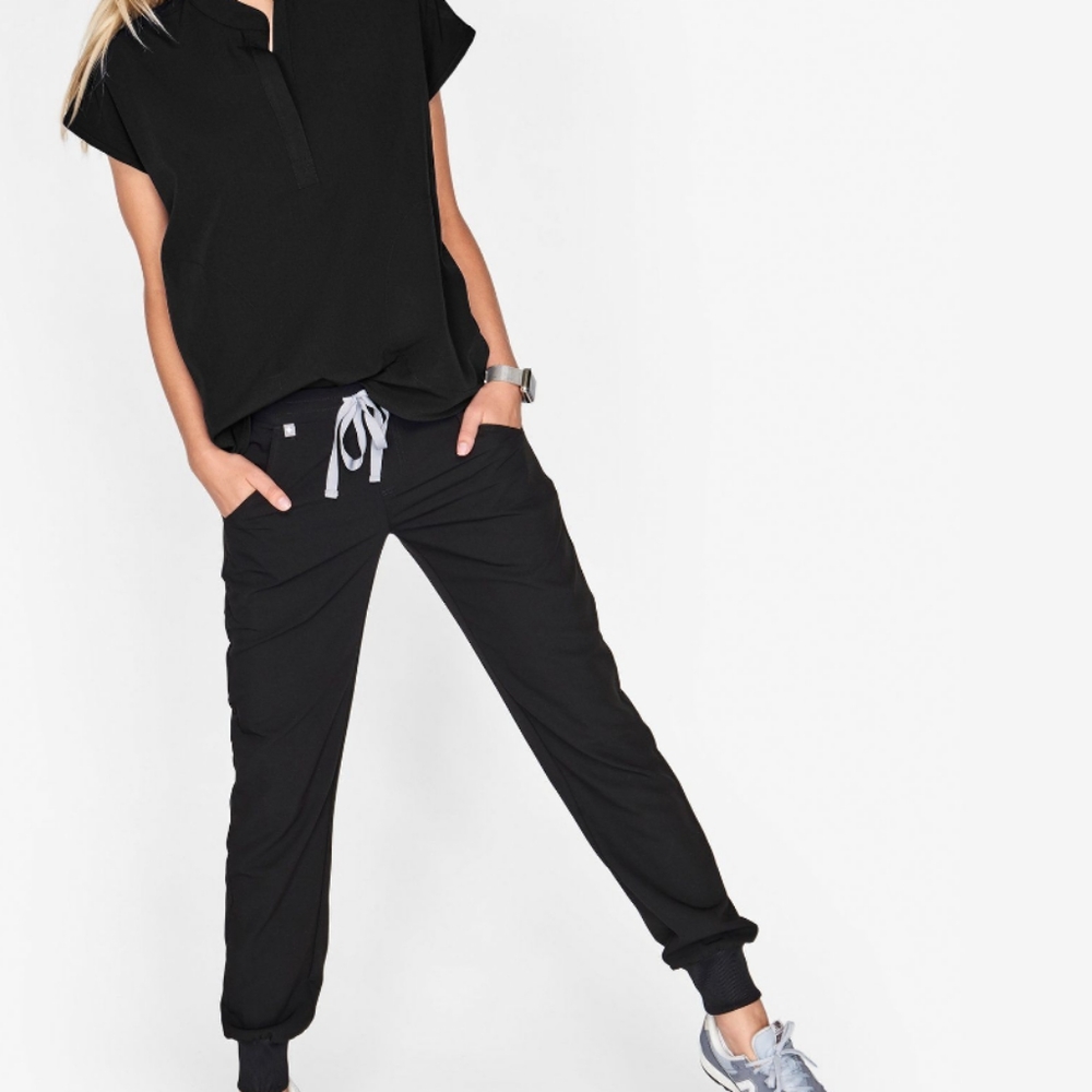 Black Figs Scrubs Set (XS)